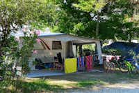 Camping Le Barralet  -  Wohnwagen- und Zeltstellplatz vom Campingplatz im Grünen