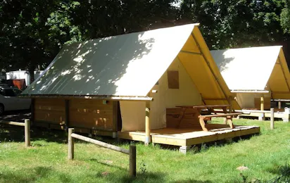 Flower Camping Beauchene