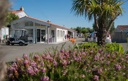 Camping Le Bois Joly