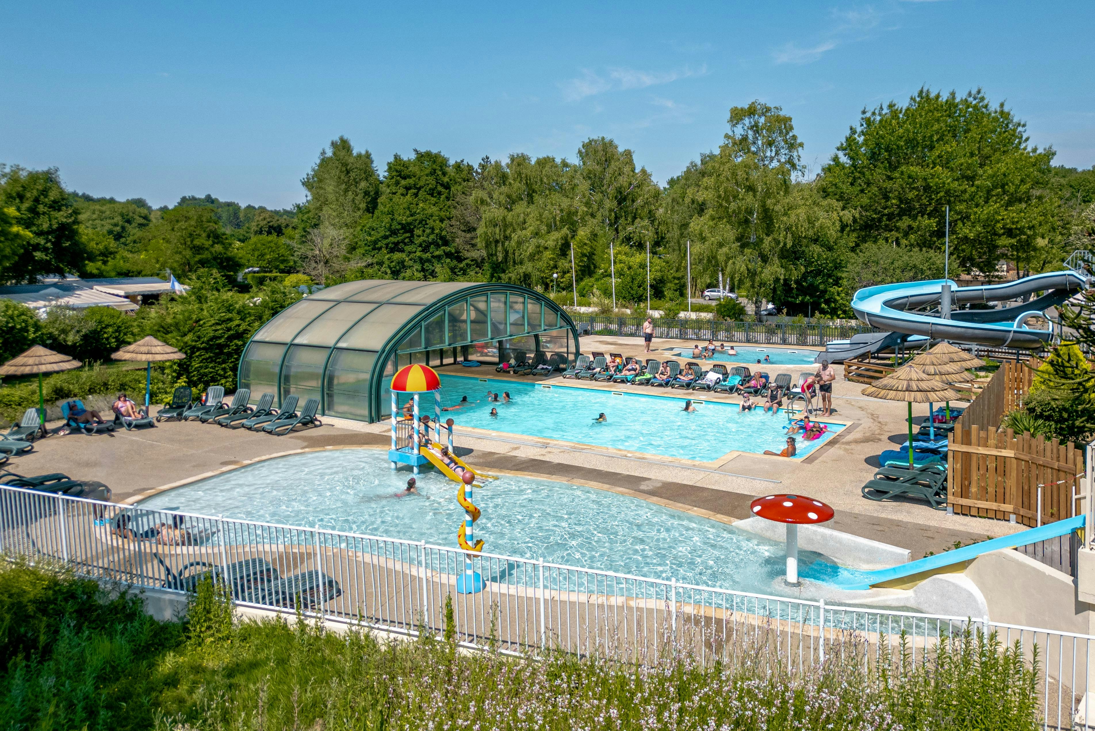 Camping Le Bontemps - Ciela Village  - Rutschen im Wasserpark des Campingplatzes