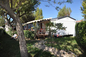 Camping Le Brégoux - Mobilheim auf dem Campingplatz