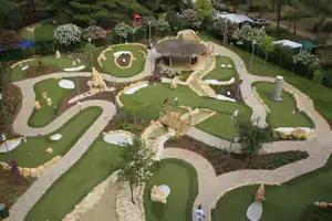 Camping Le Capanne - Minigolfplatz auf dem Campinggelände