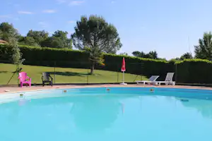 Camping Le Casties - Pool auf dem Campingplatz