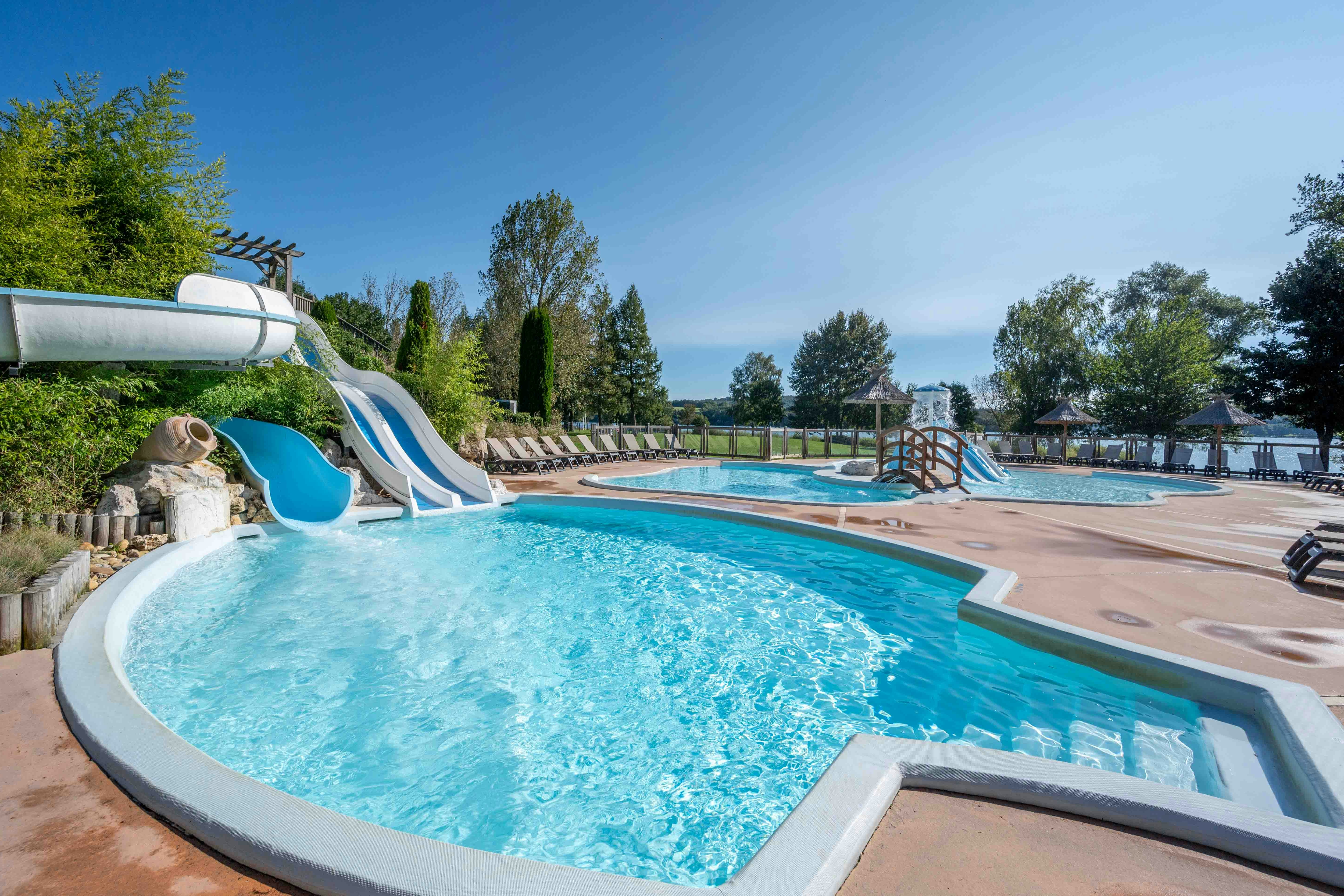 Camping Koawa Le Caussanel  Camping Le Caussanel - Ciela Village  - Rutschen im Wasserpark des Campingplatzes