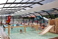 Camping Le Champ Tillet - Indoor Schwimmbad für Kinder