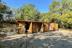 Camping le Chêne - Sanitärblock auf dem Campingplatz