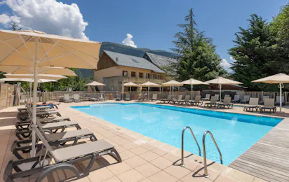 Camping Le Château de Rochetaillée