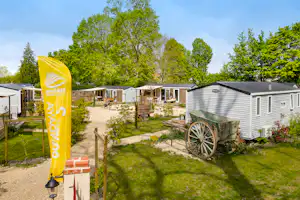 Camping Le Château des Marais - Mobilheimen im Grünen auf dem Campingplatz