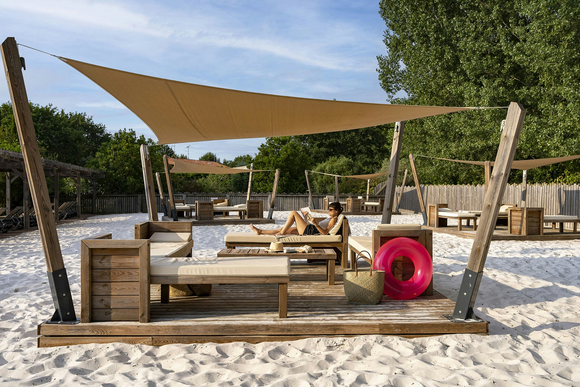 Camping Sandaya Col Vert  Camping Le Col Vert - Terrasse des Campingplatzes