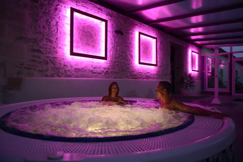 Camping Naturiste Le Colombier