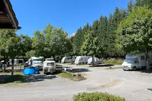 Camping Le Crêt Onlycamp Camping du Crêt Onlycamp - Standplätze auf dem Campingplatz