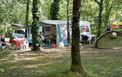 Camping Au Bois Dormant