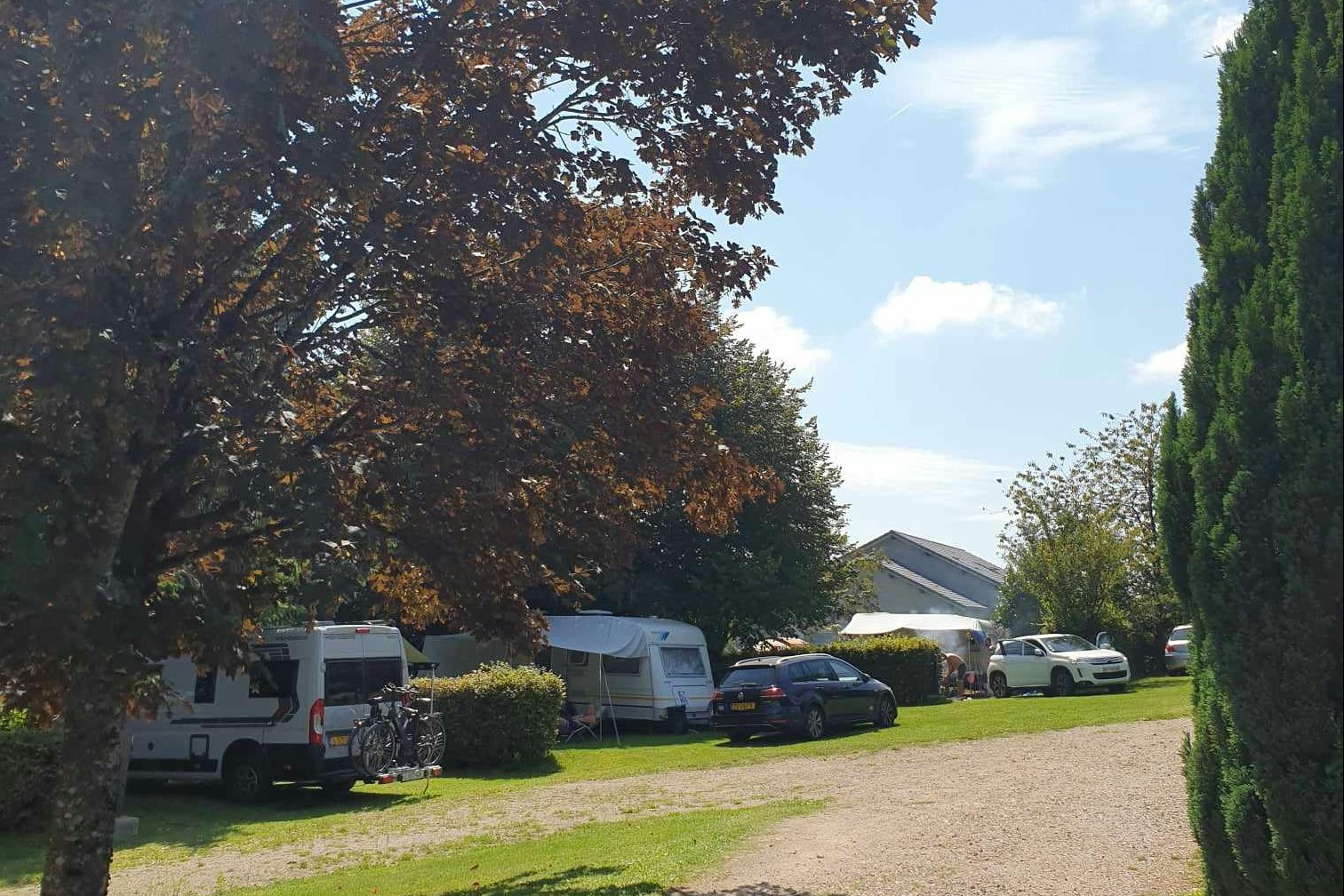 Camping Le Fraiteux - Standplätze auf dem Campingplatz