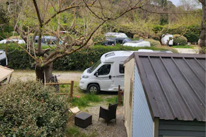 Camping Le Grand Jardin - Blick auf die Standplätze des Campingplatzes