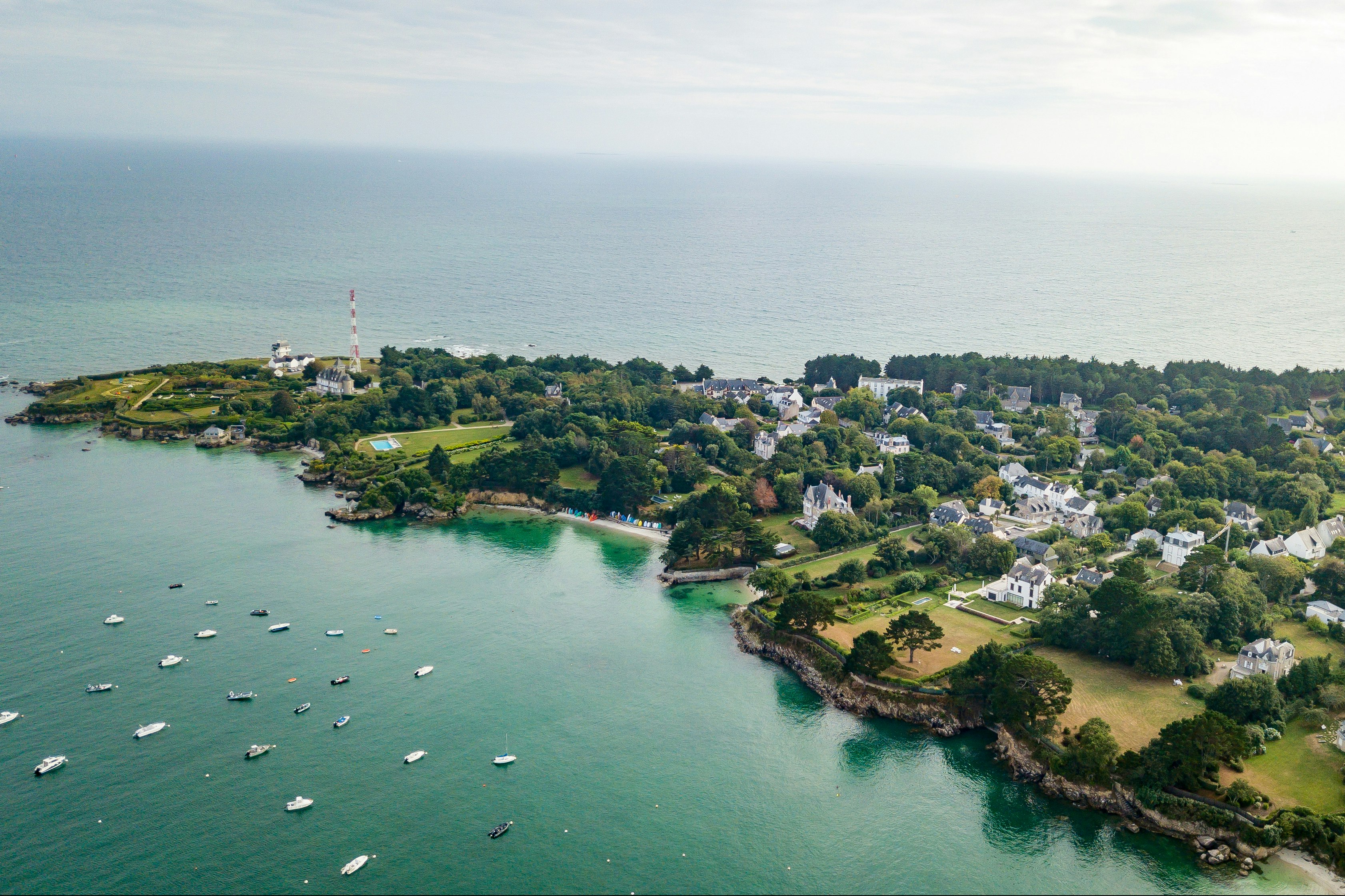 Camping Le Kervastard - Campingplatz aus der Vogelperspektive 