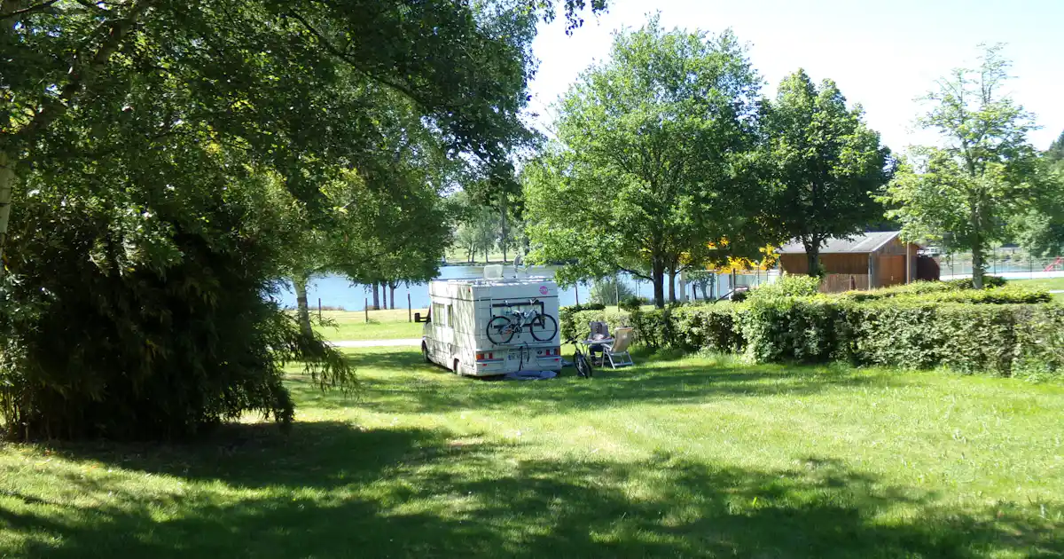 Camping Le Lac de Mondon photo 3