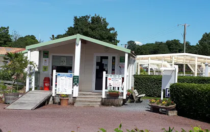 Camping Le Lac des Charmilles