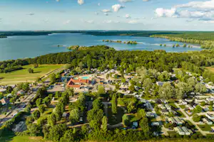 Camping Le Lac d'Orient - Campingplatz aus der Vogelperspektive