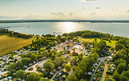 Camping Le Lac d'Orient