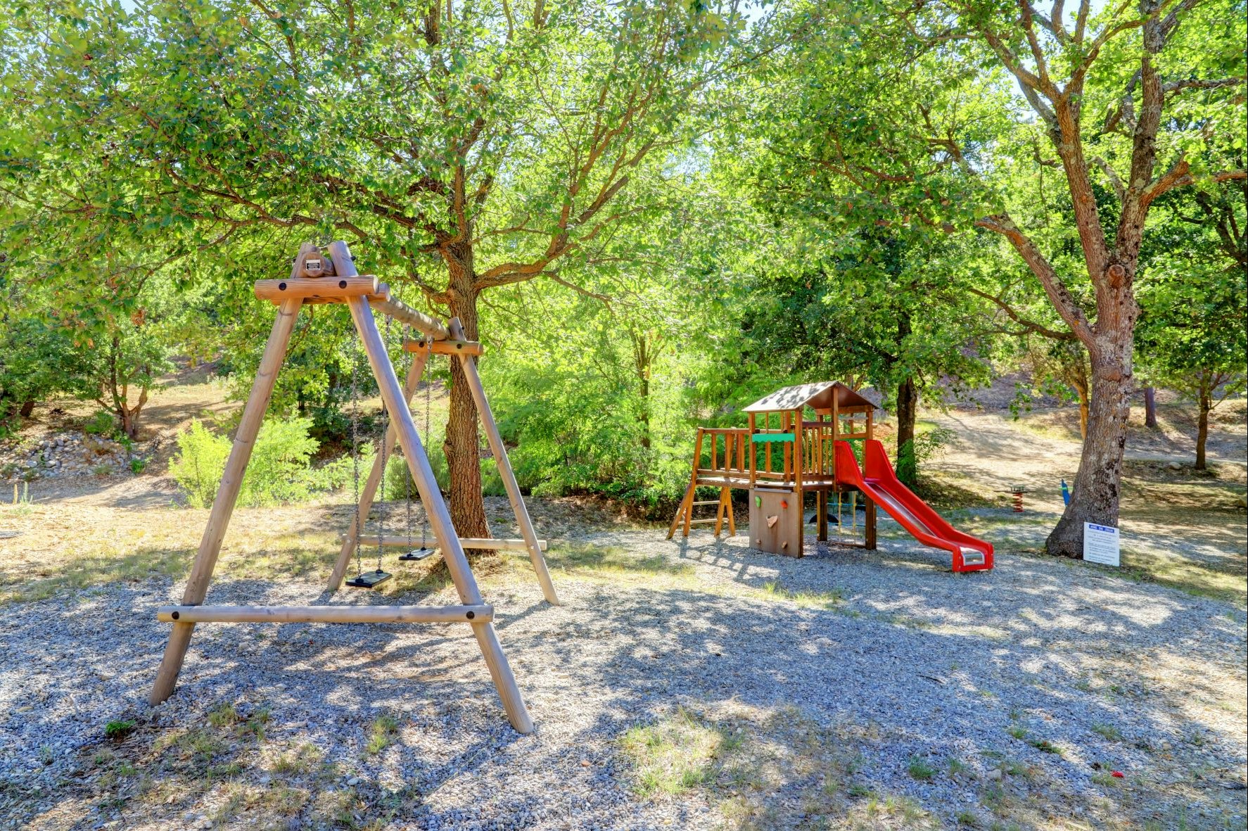 Camping Le Lavandin  - Kinderspielplatz auf dem Campingplatz