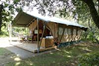 Camping Le Martinet Rouge  -  Mobilheime vom Campingplatz im Grünen
