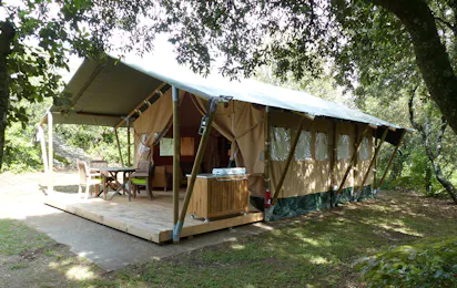 Flower Camping Le Martinet Rouge
