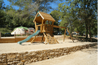 Camping Le Mas de Rey - Campingplatz mit Kinderspielplatz