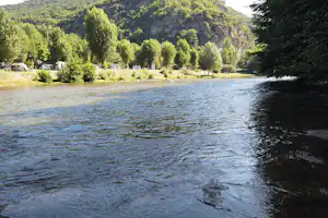 Camping le Moulin de la Galinière - Der Fluss mit blick auf dem Campingplatz