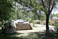 Campin le Moulin de Mellet - Stell- und Zeltplätze vom Campingplatz im Grünen