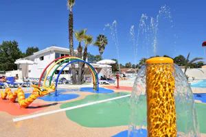 Camping Le Napoléon - Wasserspielplatz auf dem Campingplatz