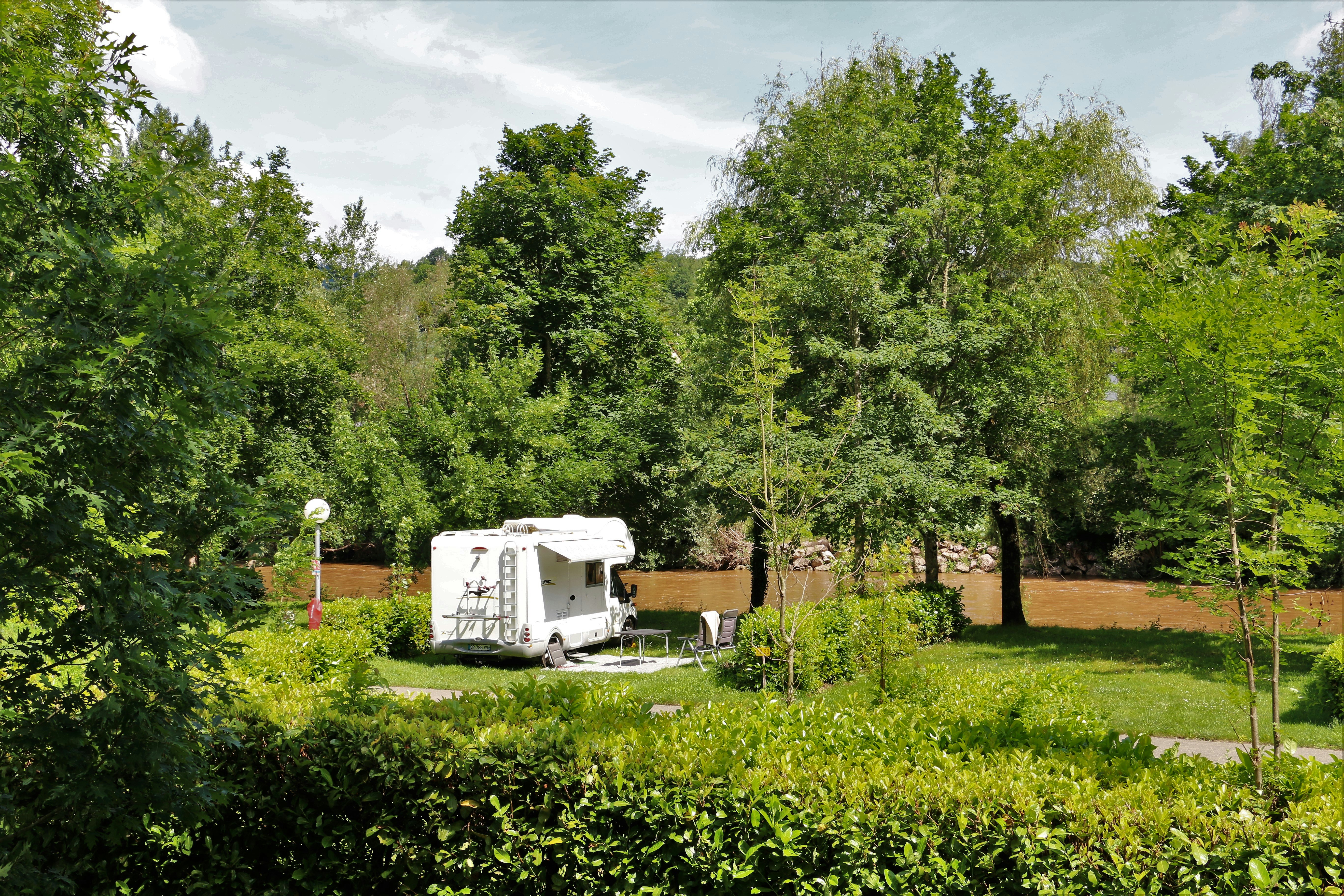 Camping Le Paisserou - Standplätze im Grünen auf dem Campingplatz