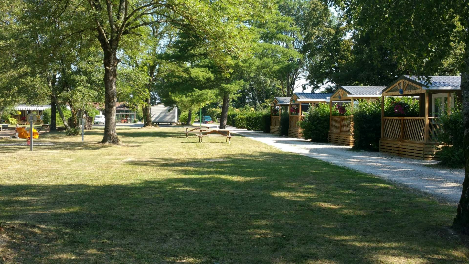 Camping Le Paradis des Dombes