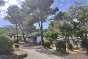 Camping Le Parc des Chênes - Mobilheime auf dem Campingplatz