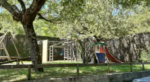 Camping Le Pastural - Kinderspielplatz auf dem Campingplatz