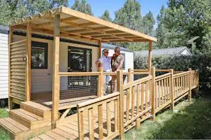 Flower Camping le Pavillon - Mobilheim mit Terrasse auf dem Campingplatz