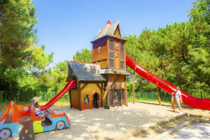 Camping Capfun Le Petit Nice - Spielplatz auf dem Campingplatz