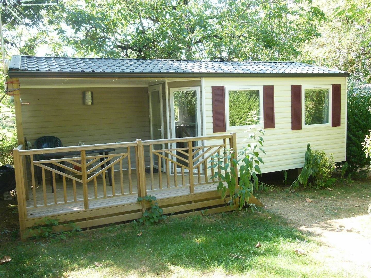 Camping Le Pigeonnier (Miers)