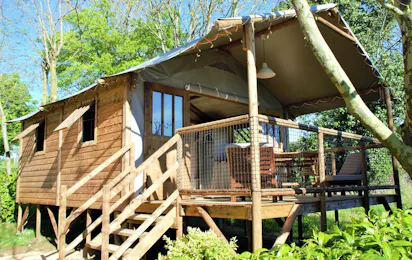 Camping Le Pigeonnier (Miers)