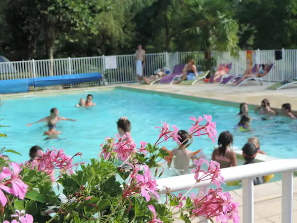 Camping Le Pigeonnier (Miers)
