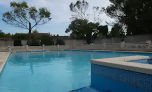 Camping Le Pilon d'Agel - Freibad auf dem Campingplatz