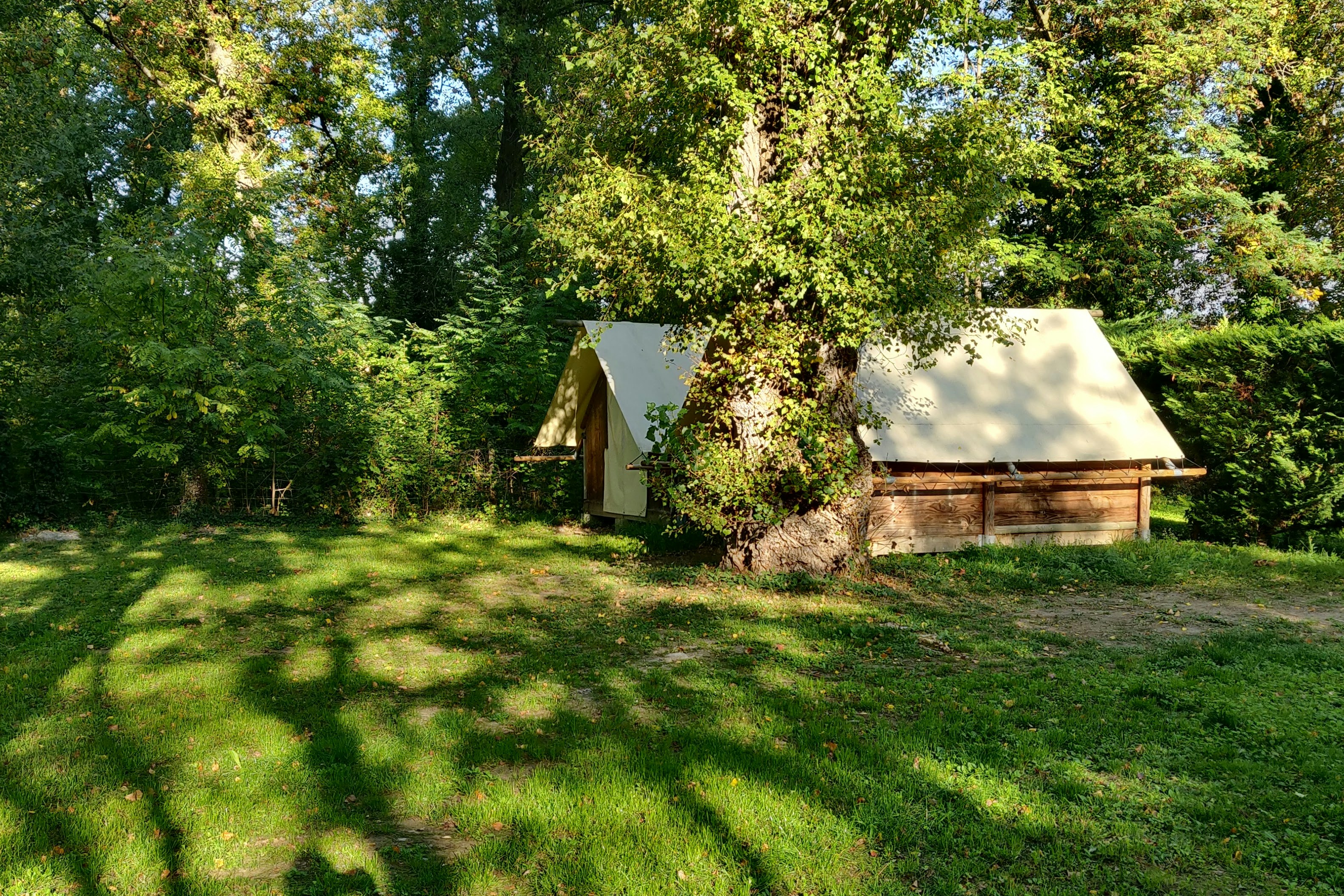 Flower Camping Le Plan d'Eau