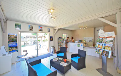 Camping Le Plein Air des Bories