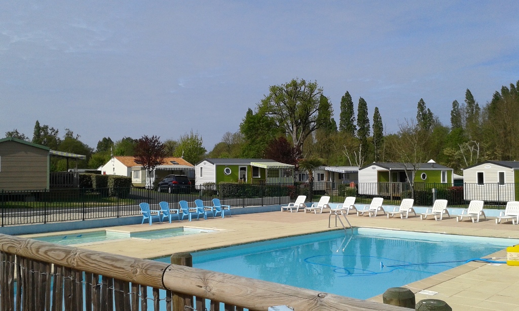 Camping Le Pont Rouge