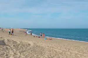 Yelloh! Village Le Pré Catalan - Camper am Strand vom Campingplatz am Mittelmeer