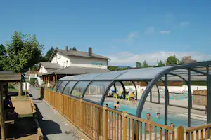 Camping Le Repos du Baladin - Pool vom Campingplatz