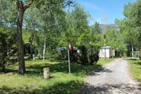 Camping Le Rotja - Stellplätze im Grünen