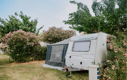 Chadotel Camping Le Roussillon