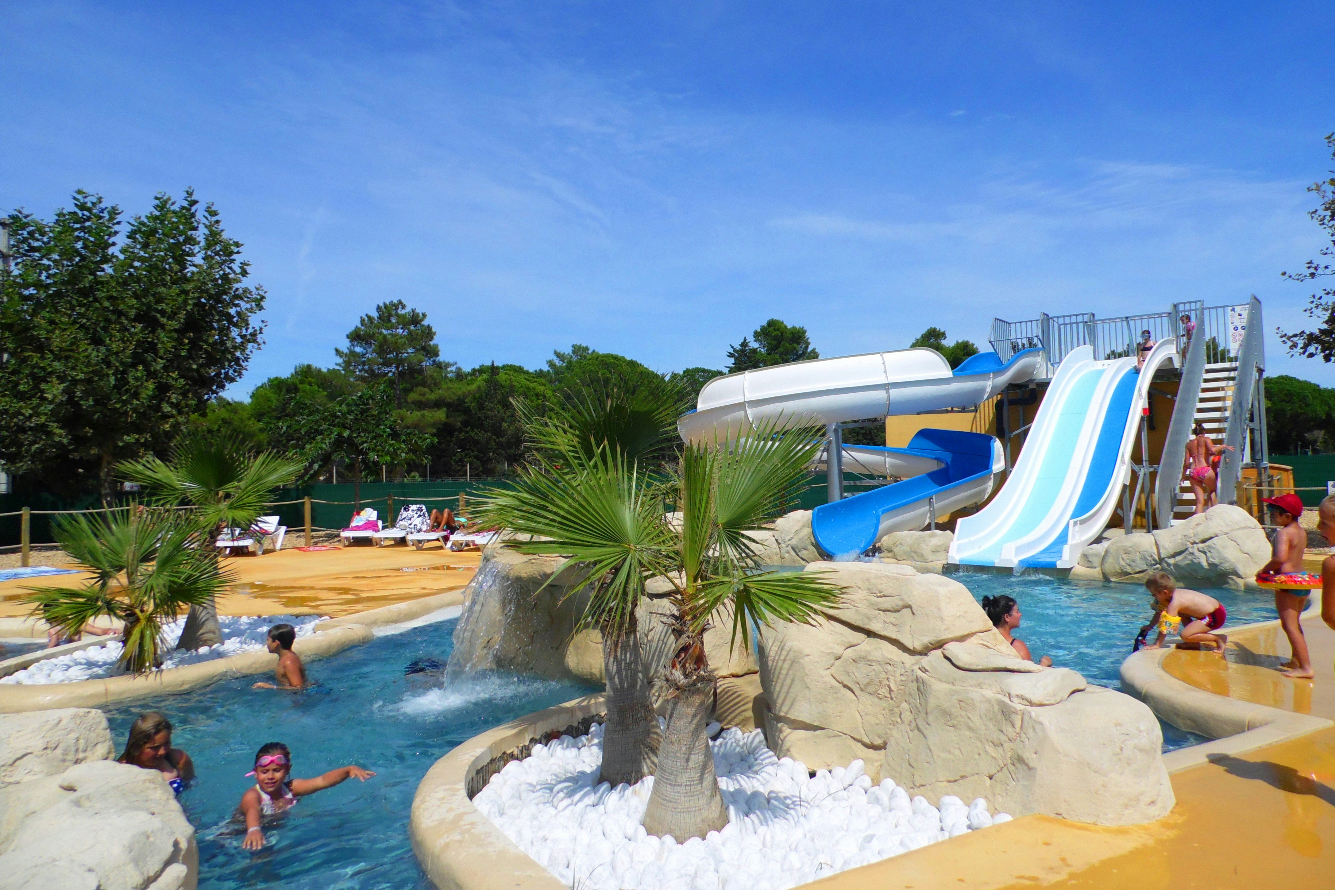 Camping Le Sainte Marie - Wasserpark mit Rutschen