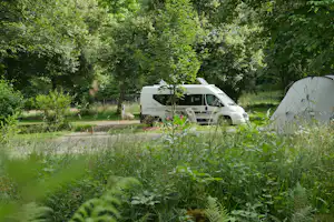 Camping Le Schlossberg - Wohnmobil- und Wohnwagenstellplätze im Grünen