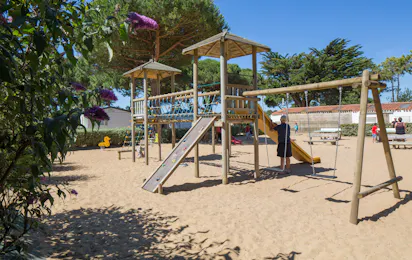 Camping LE SUROIT (Le Bois-Plage-en-Ré)
